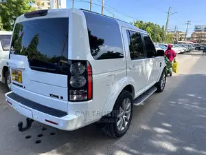 Land Rover Discovery 2008 White