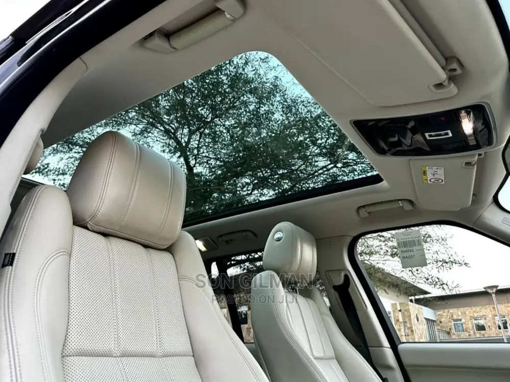 Land Rover Range Rover Vogue 2016 Black