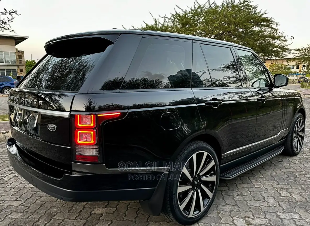 Land Rover Range Rover Vogue 2016 Black