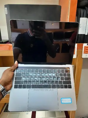 Laptop Apple MacBook Pro 2017 8GB Intel Core I5 SSD 256GB
