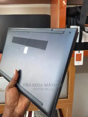 New Laptop Lenovo Yoga 710 16GB Intel Core I5 SSD 512GB
