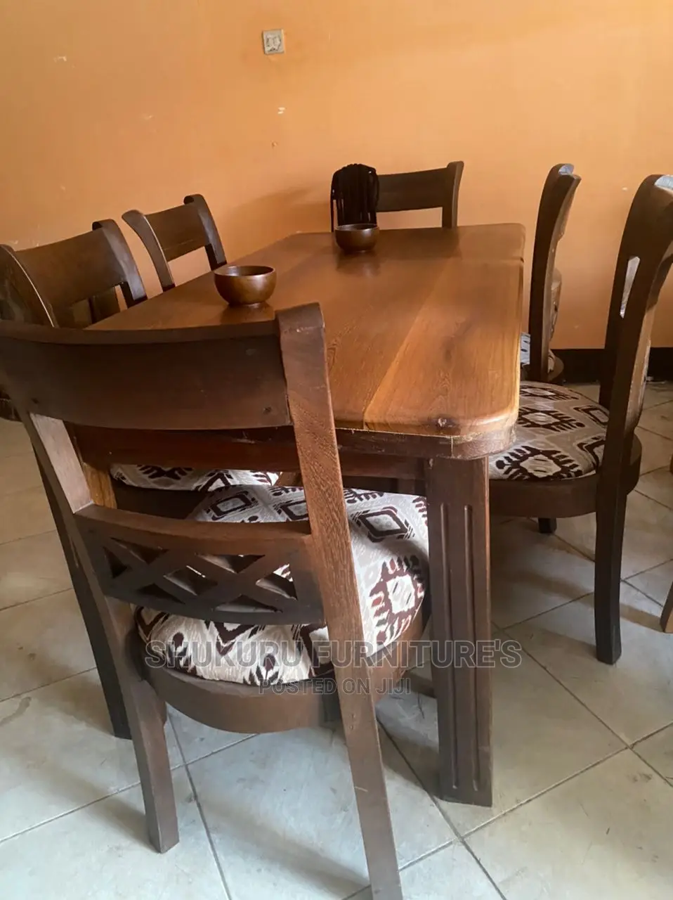 Dinning Table