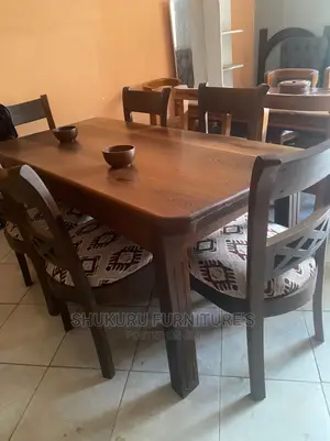 Dinning Table