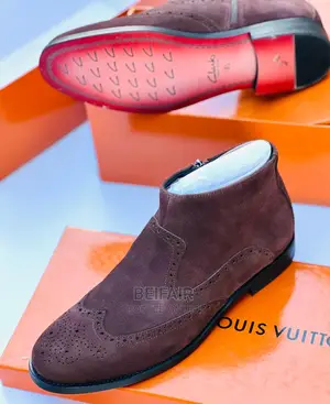 Original Clarks Men's Brown Boots | Buti Za Kiume