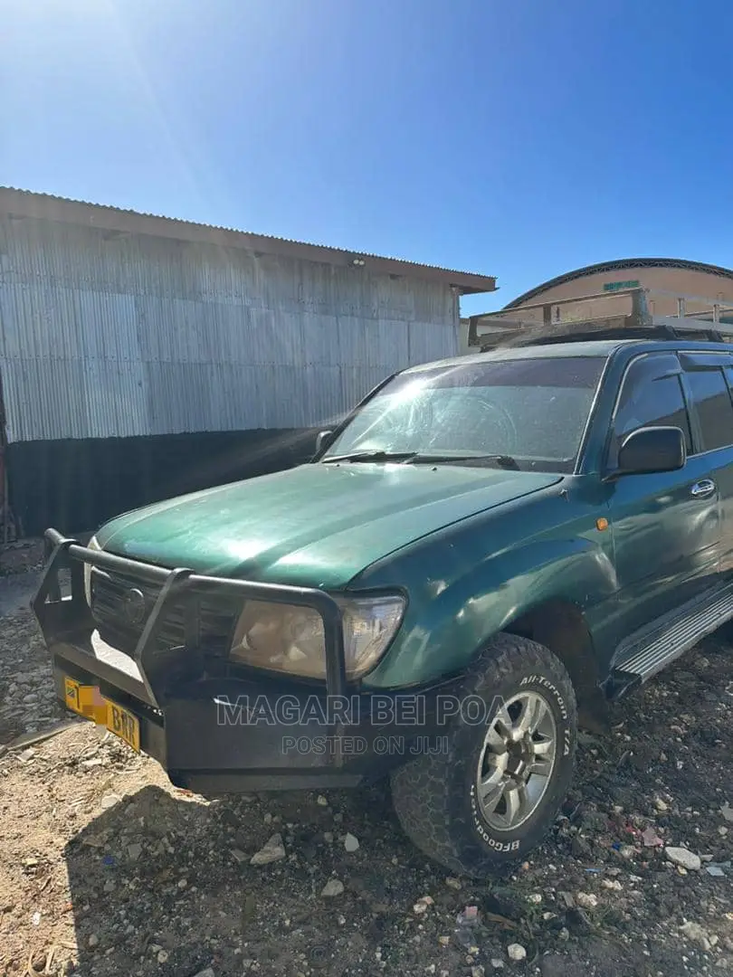 Toyota Land Cruiser 2005 Green