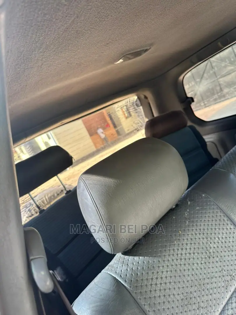 Toyota Land Cruiser 2005 Green