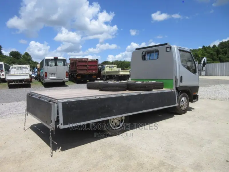 Mitsubishi Truck