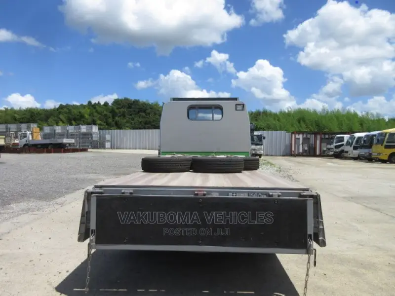 Mitsubishi Truck