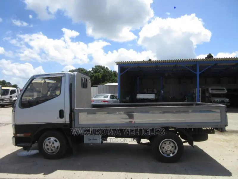 Mitsubishi Truck