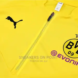 Borussia Dortmond Full Truck Available