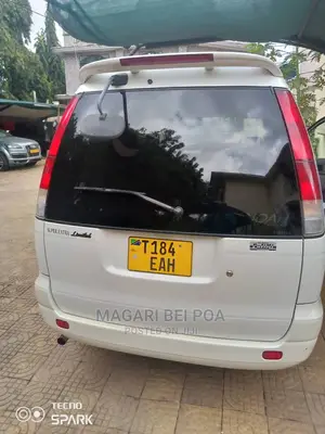 Toyota Noah 2008 White