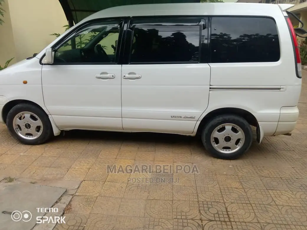 Toyota Noah 2008 White