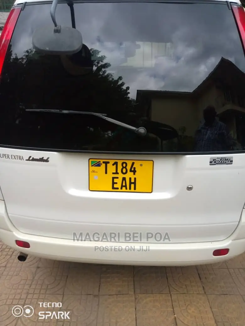 Toyota Noah 2008 White