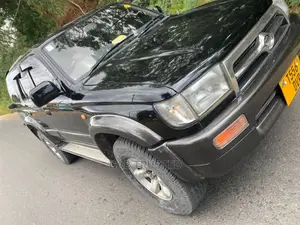 Toyota Hilux Surf 3.0DT 2002 Black
