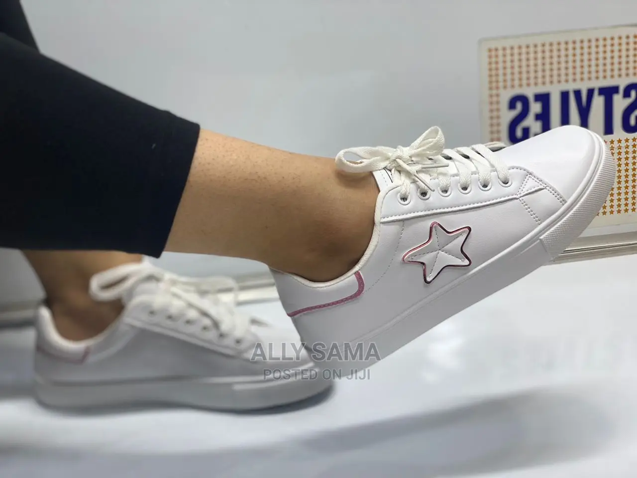 Women's Sneakers White