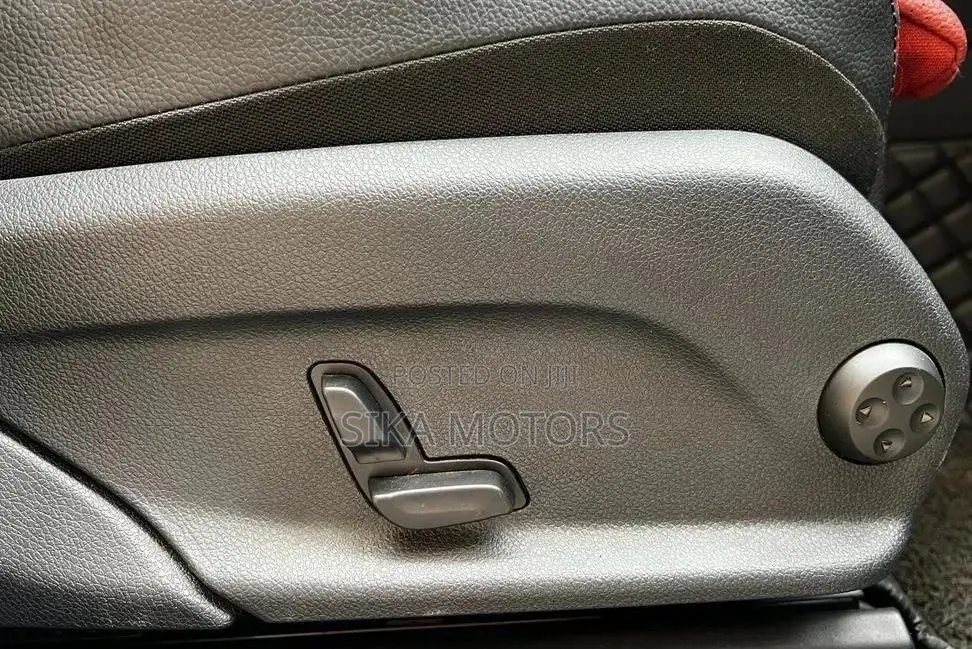 Mercedes-Benz GLC-Class 2022 Black