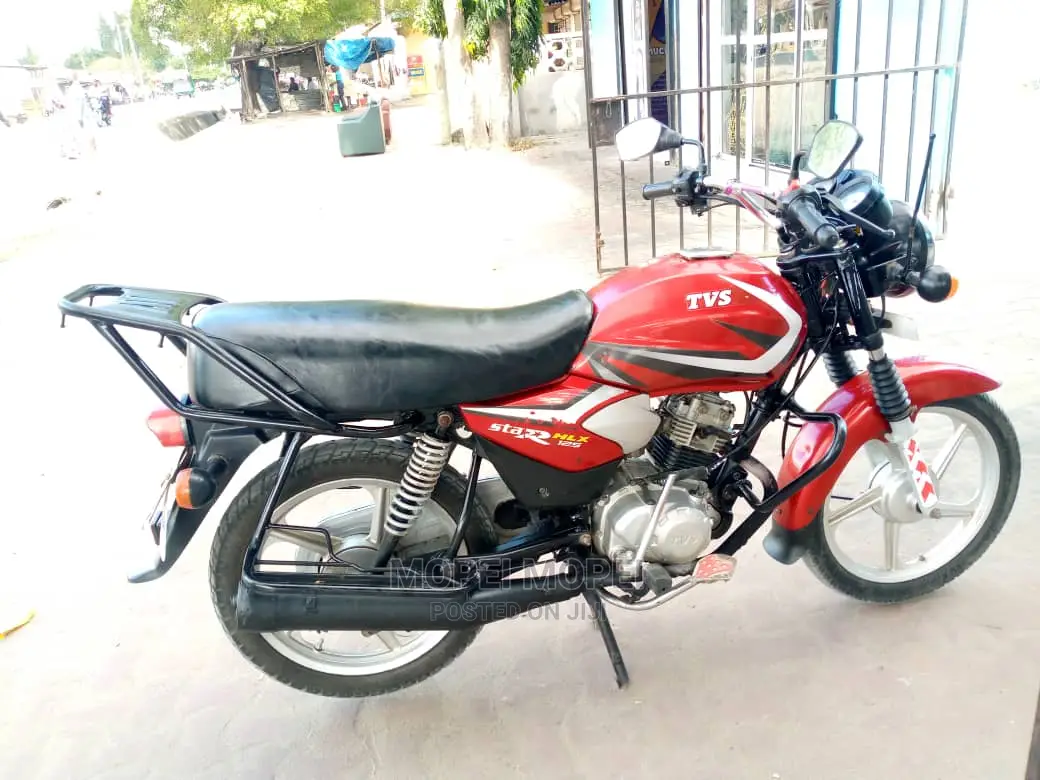TVS HLX 125 2021 Red