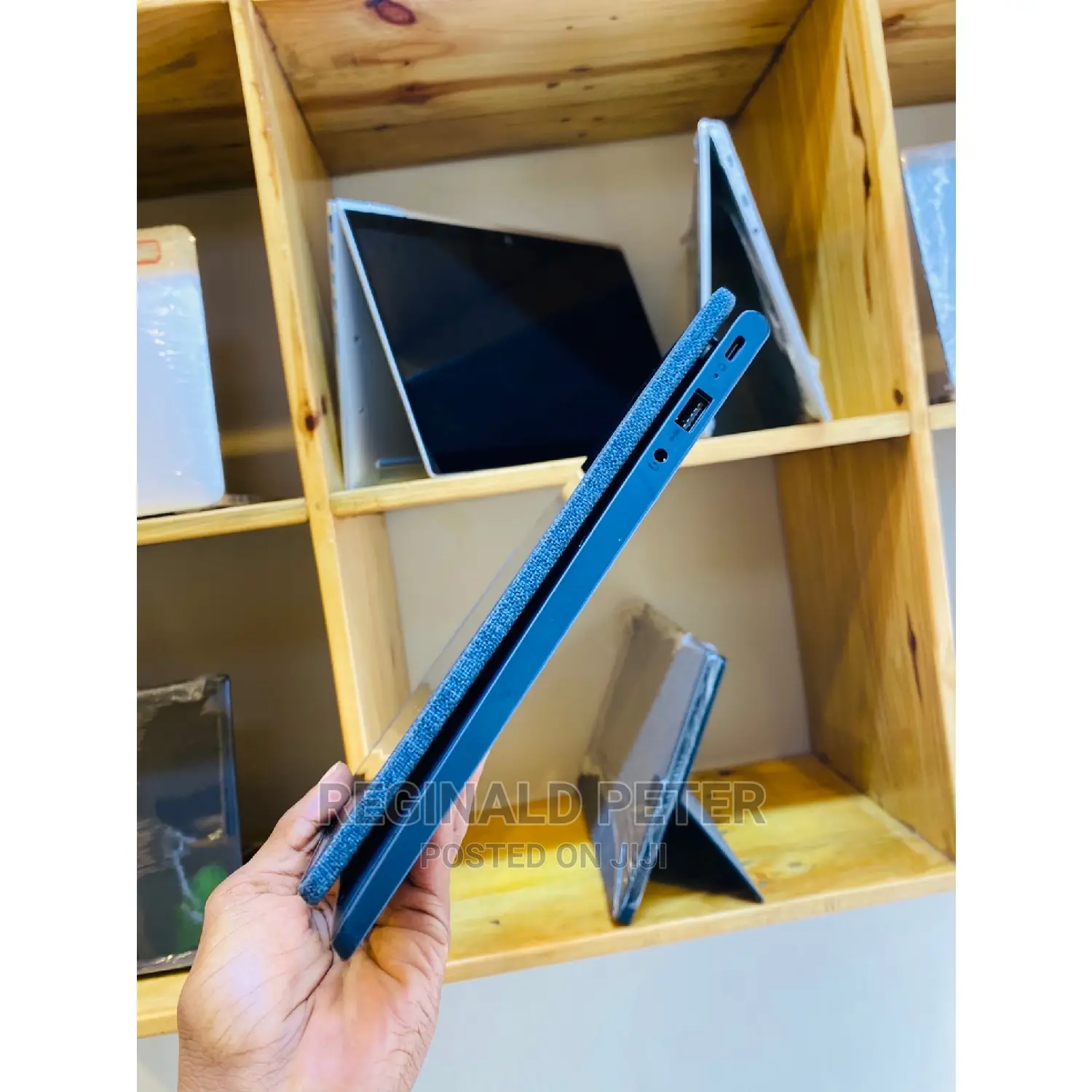 Laptop Lenovo Yoga 330 8GB AMD Ryzen SSD 640GB