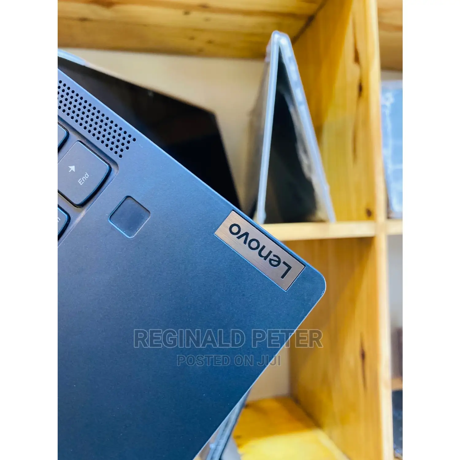 Laptop Lenovo Yoga 330 8GB AMD Ryzen SSD 640GB