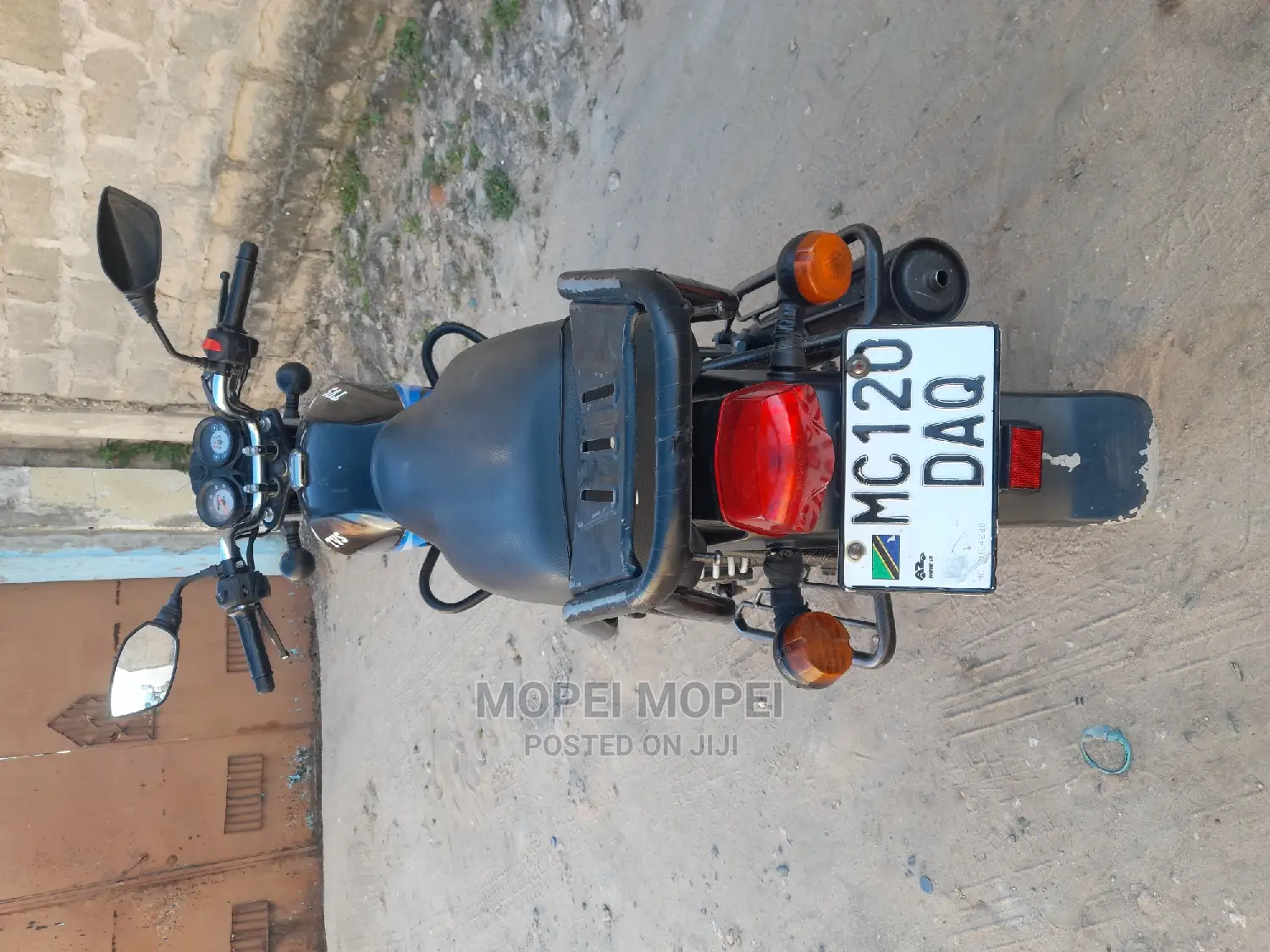 TVS HLX 125 2021 Black