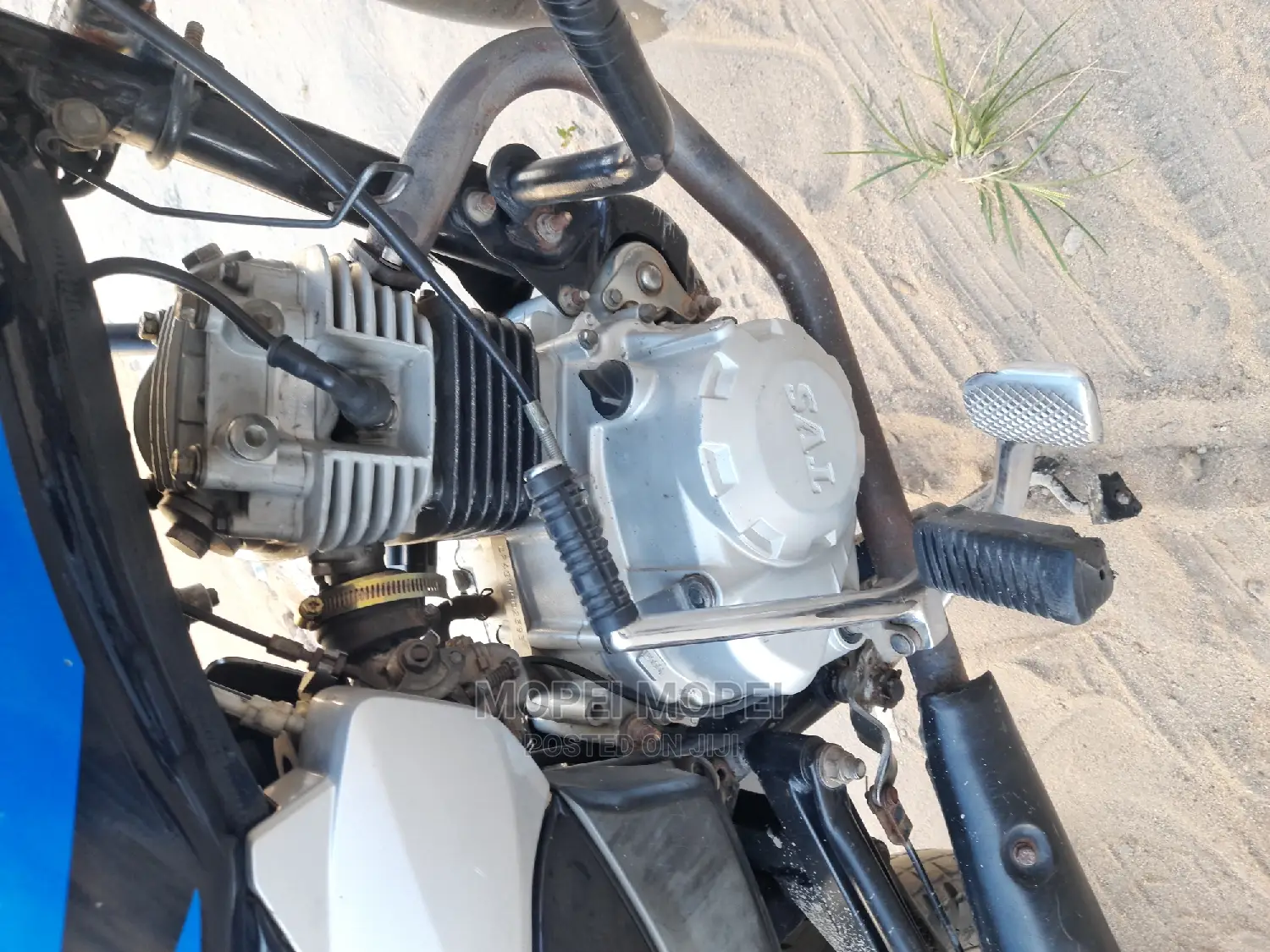 TVS HLX 125 2021 Black