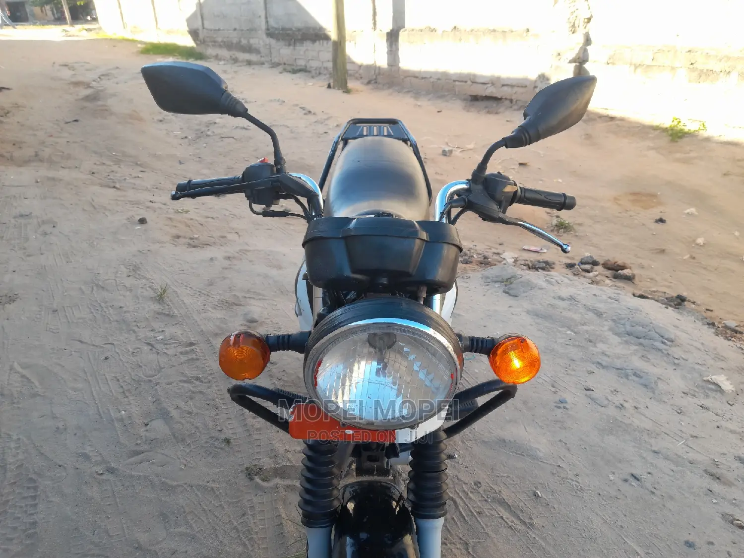 TVS HLX 125 2021 Black