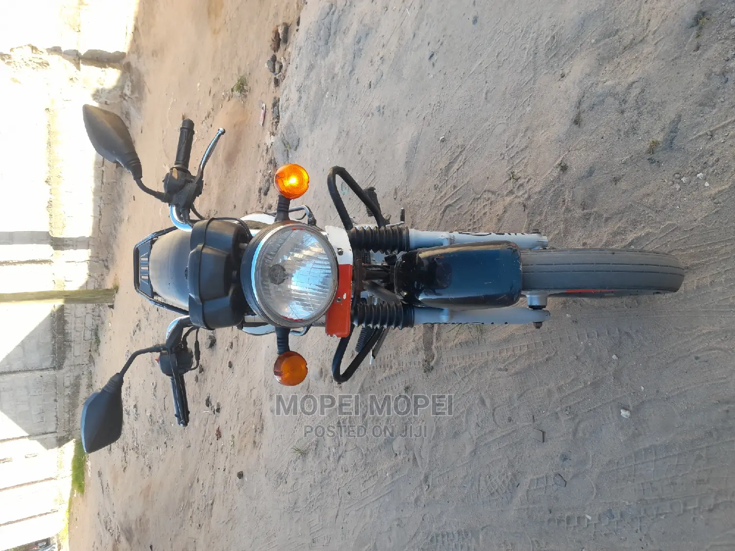 TVS HLX 125 2021 Black