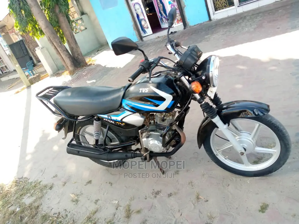 TVS HLX 125 2021 Black