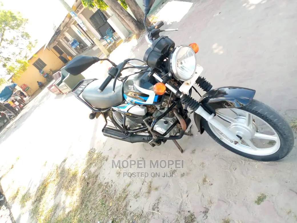 TVS HLX 125 2021 Black