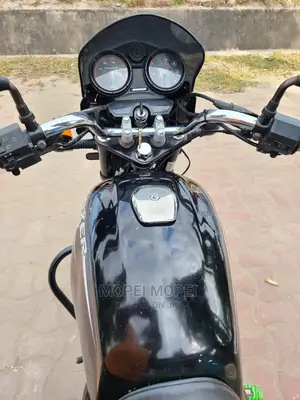 Bajaj Boxer 125 2022 Black