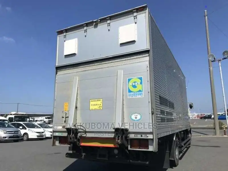 Fighter Truck