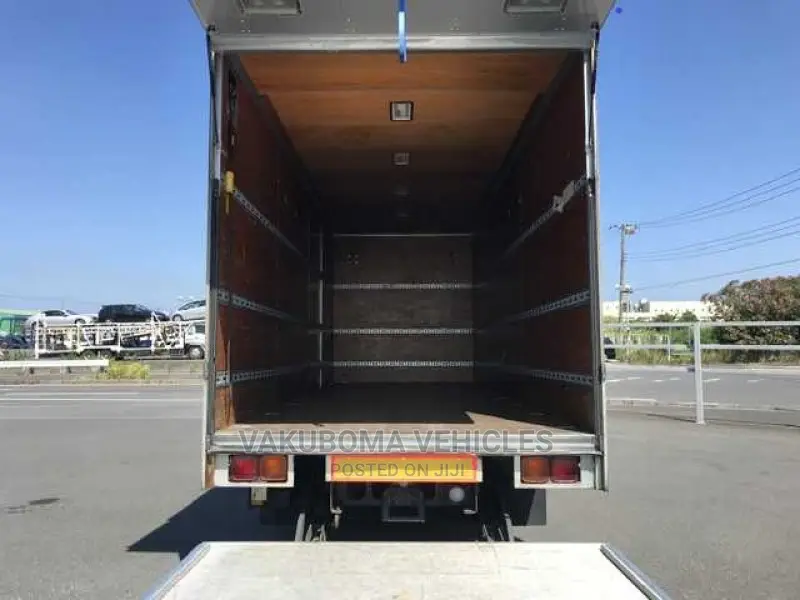 Fighter Truck