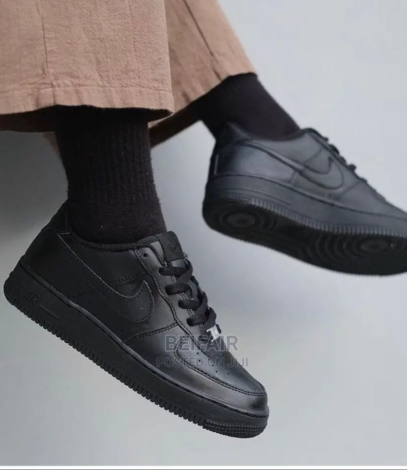 Black Air Force One Sneakers | Raba Za Nike Air Force One