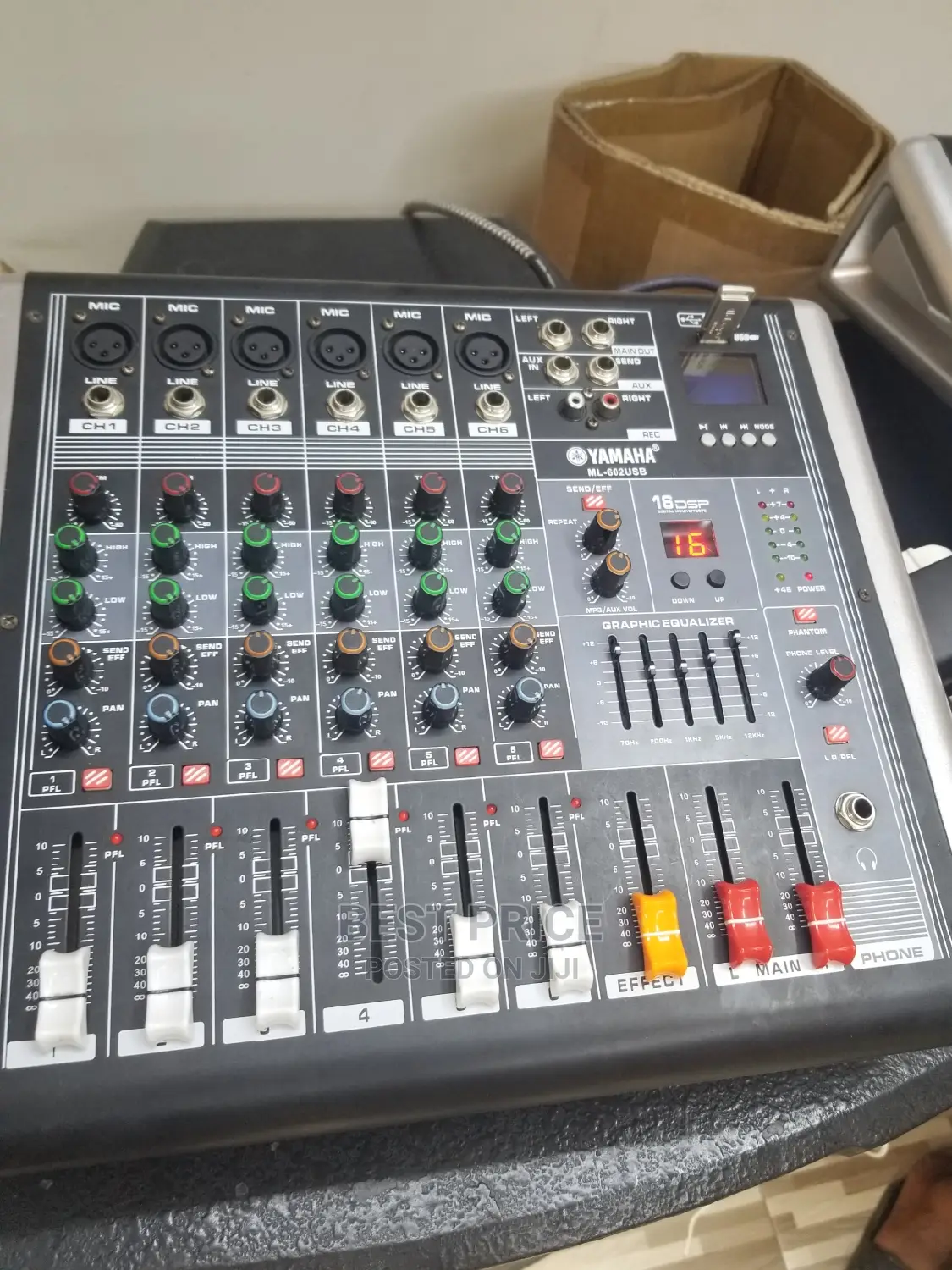 Yamaha 6 Channel Sound Mixer