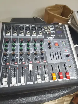 Yamaha 6 Channel Sound Mixer