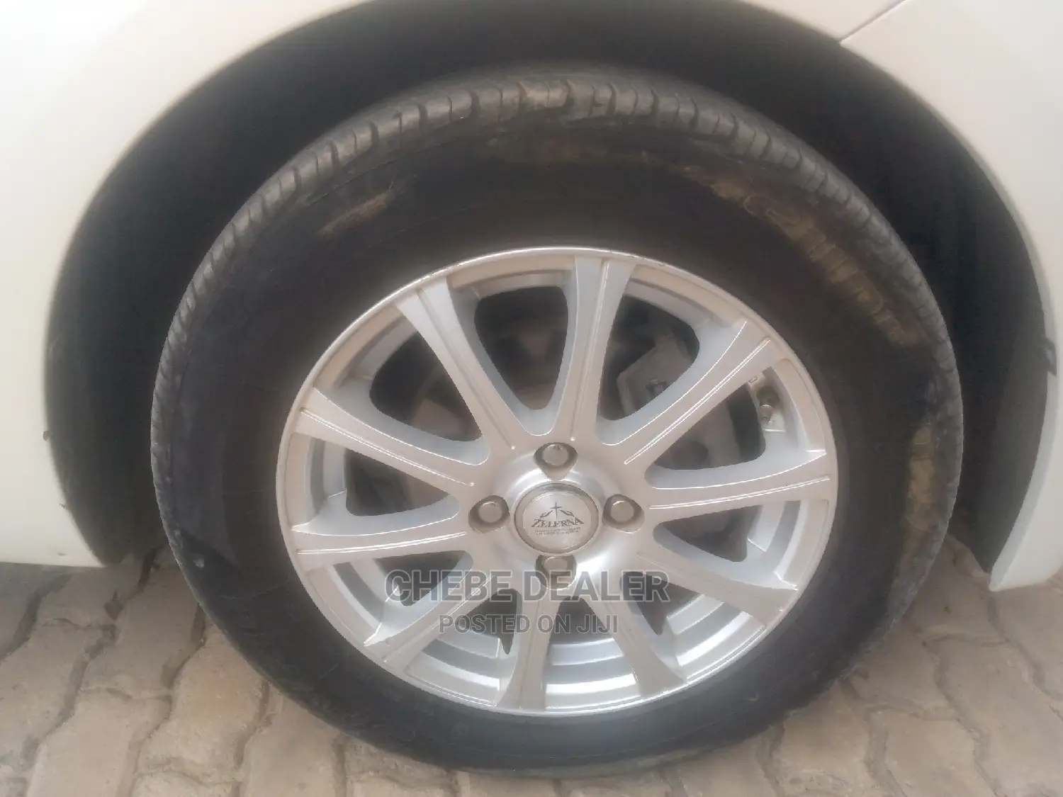 Toyota Porte 1.5 AWD 2014 White