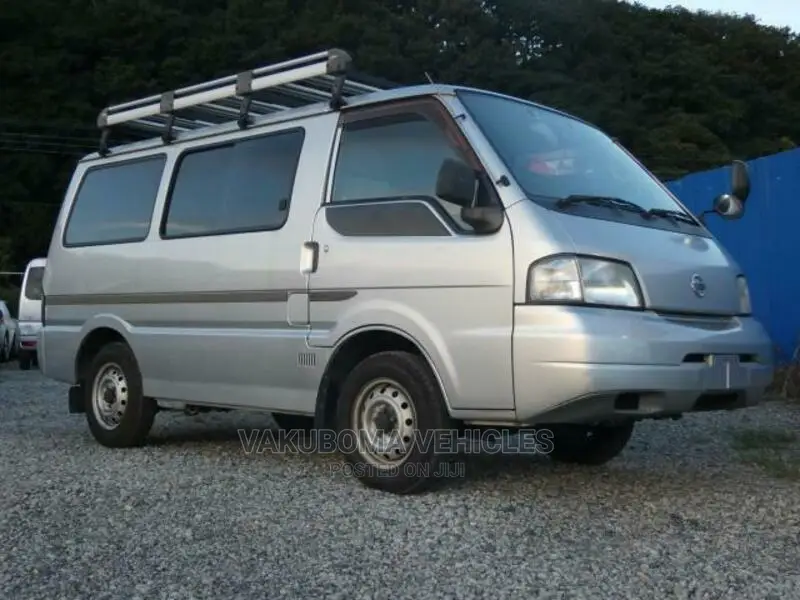 Nissan Vanette 2004 Silver