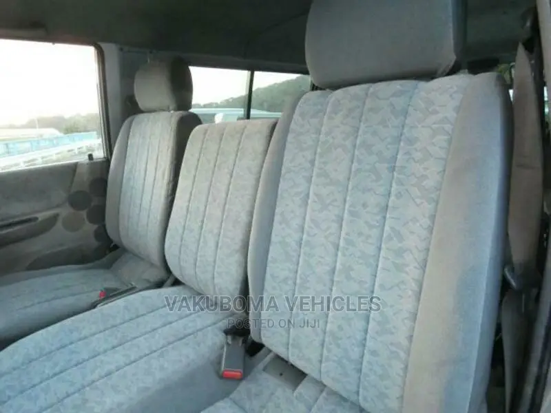 Nissan Vanette 2004 Silver