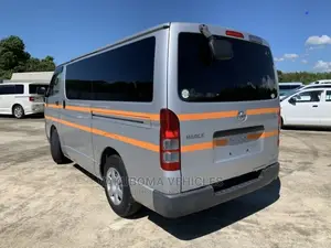 Toyota HiAce 2008 Silver