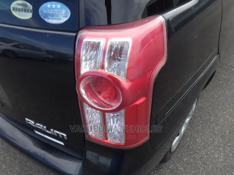 Toyota Raum 2009 Black