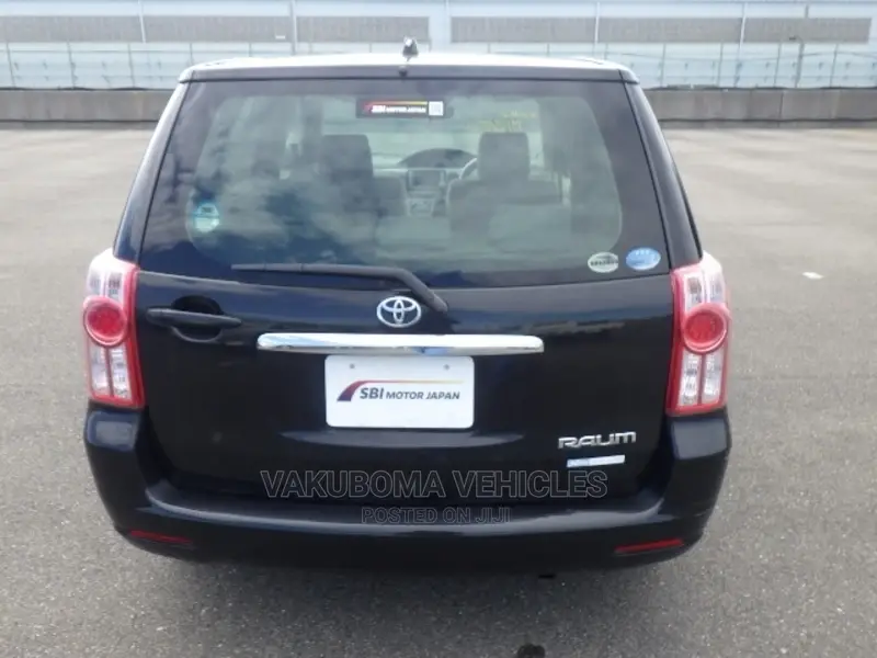 Toyota Raum 2009 Black