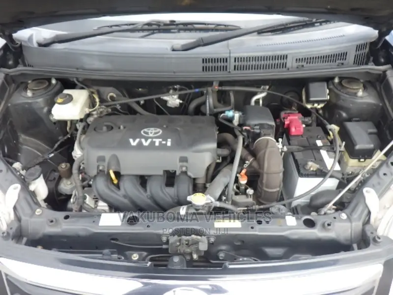 Toyota Raum 2009 Black