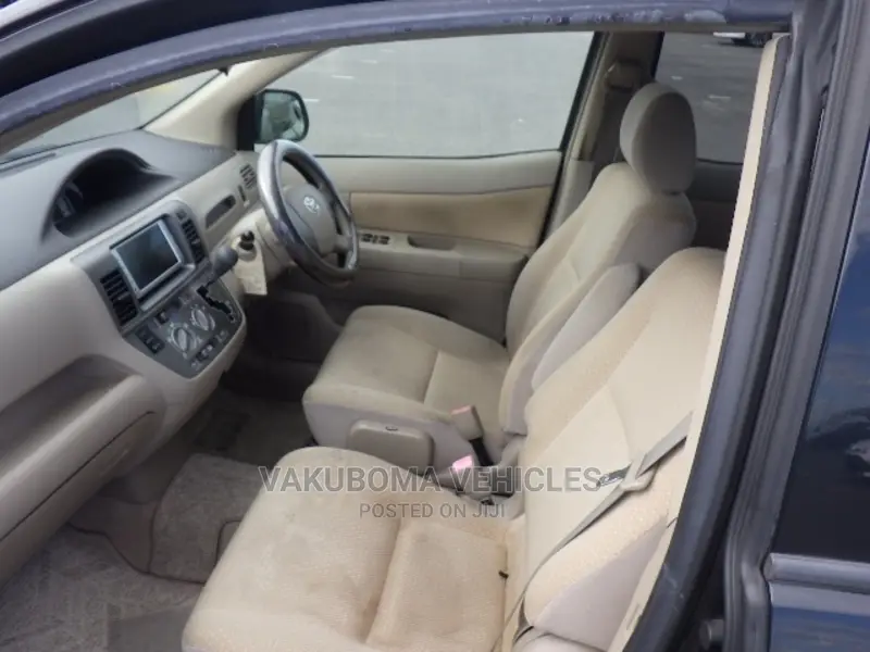 Toyota Raum 2009 Black