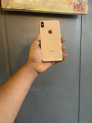 Apple iPhone XS Max 64 GB Gold