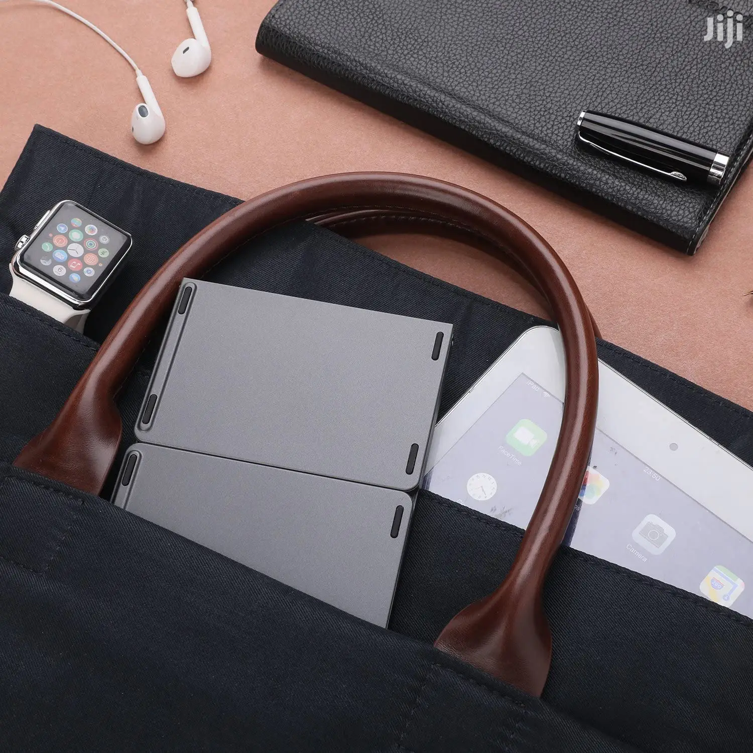 Foldable Bluetooth Keyboard With Touchpad - B033