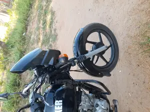 Bajaj Boxer 150 UG 2017 Black