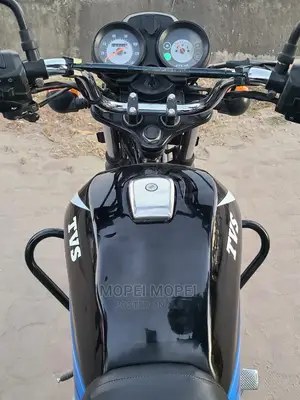 TVS HLX 125 2022 Black
