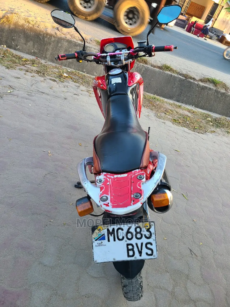 SanLG SL200ZH 2020 Red