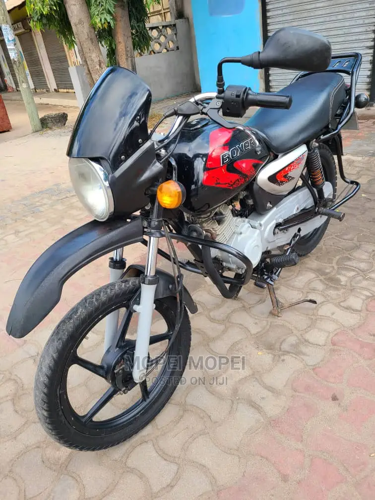 Bajaj Boxer X125 2021 Black