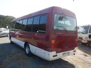 Mitsubishi Fuso Rosa 2001 Red